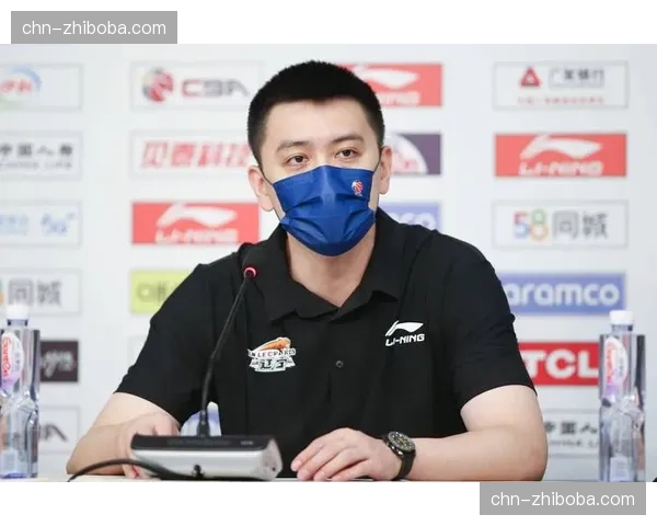 杨鸣教练接受BBC Sport连线:谈卫冕压力与国际篮球潮流